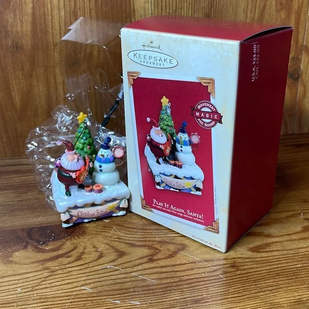 Hallmark Keepsake Ornament 2003 Play it Again, Santa! Movement Magic and‎ Sound